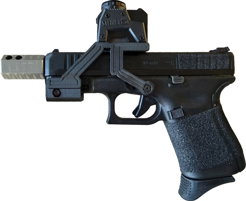 Glock 44 saját tervezésű ACRO red dot szerelékkel, Steiner MPS irányzékkal és kompenzátorral